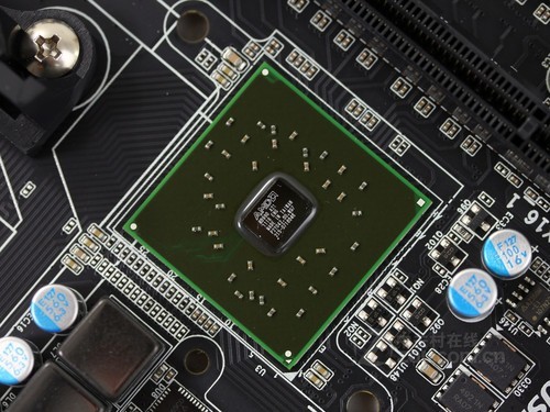 推土機最佳拍檔 AMD旗艦990FX主板深度評測（8） 